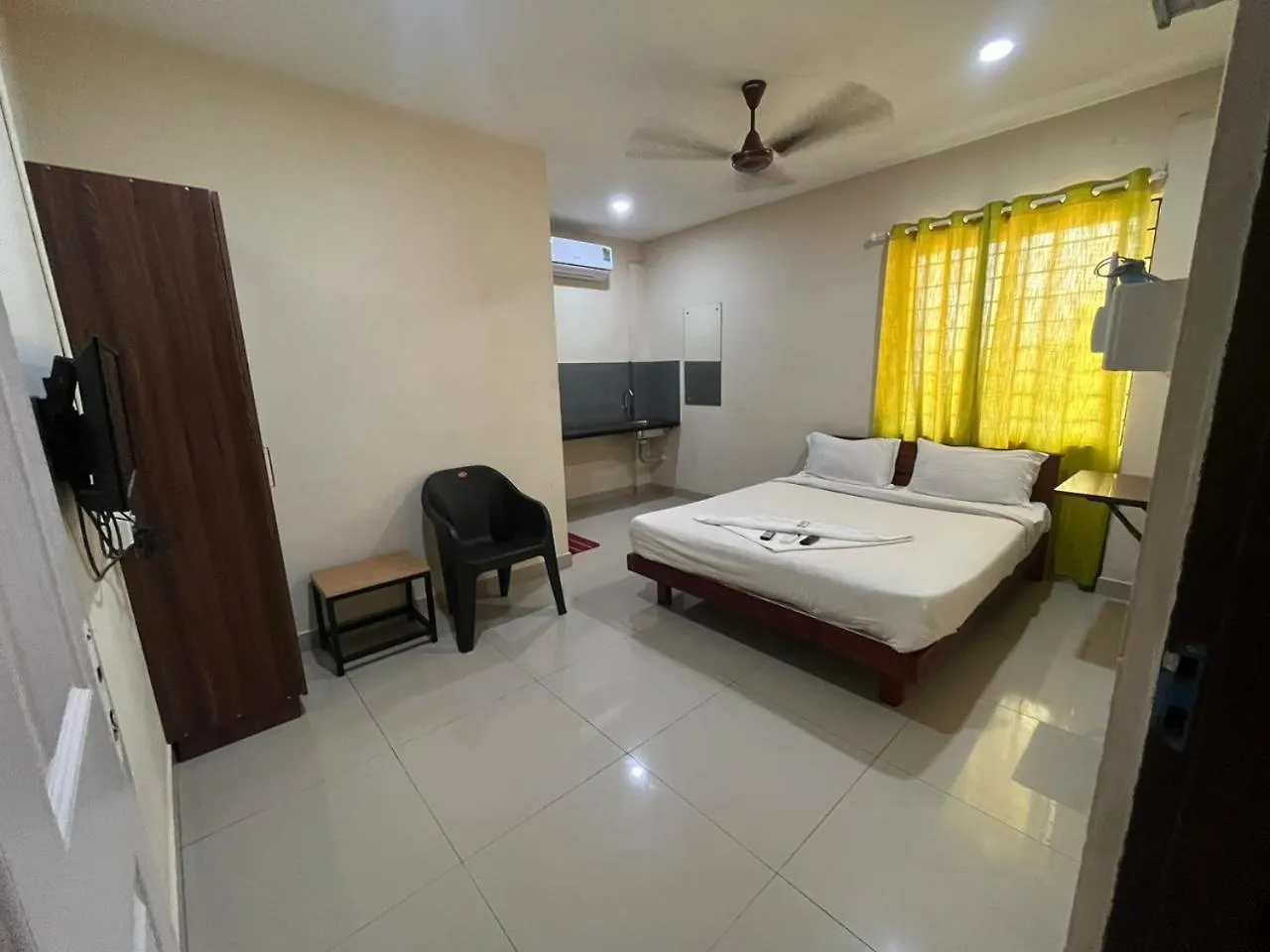 Kaippillil Apart Hotel Kochi