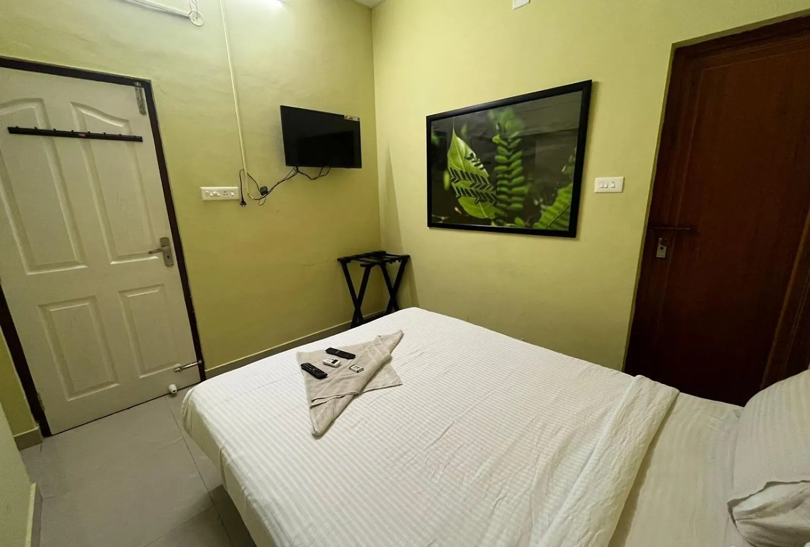 ゲストハウス Kaippillil Apart Hotel Kochi